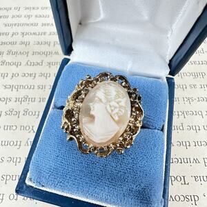 Vintage Carved Shell Cameo Ring Yellow Gold Plated Statement Large Size 6.5 7